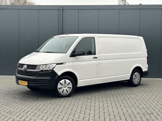 Volkswagen Transporter 2.0 TDI 111 PK / 1e EIG. / 48.372 KM !! / AIRCO / CRUISE / APPLE CARPLAY / 3-ZITS / PDC ActivLease financial lease