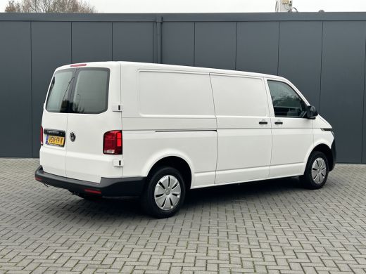 Volkswagen Transporter 2.0 TDI 111 PK / 1e EIG. / 48.372 KM !! / AIRCO / CRUISE / APPLE CARPLAY / 3-ZITS / PDC ActivLease financial lease