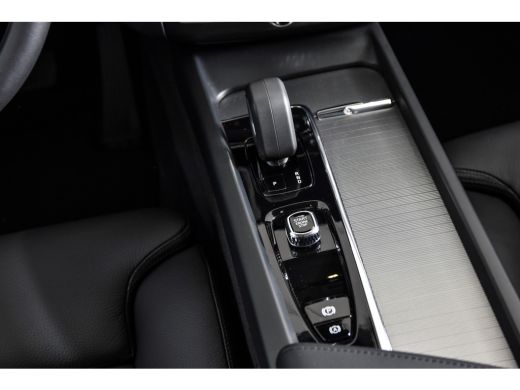 Volvo  XC60 2.0 Recharge T6 AWD Plus Bright | S/K-Panodak | Dig. Cockpit | Adapt. Cruise | Memory Stoelen | E... ActivLease financial lease