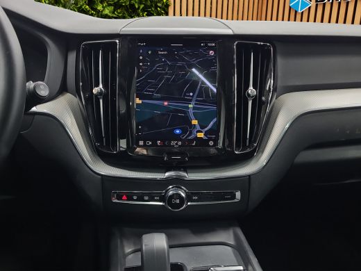 Volvo  XC60 2.0 T6 Plug-in hybrid AWD Plus Dark 360 cam Trekhaak Pano ActivLease financial lease