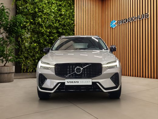 Volvo  XC60 2.0 T6 Plug-in hybrid AWD Plus Dark 360 cam Trekhaak Pano ActivLease financial lease
