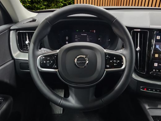 Volvo  XC60 2.0 T6 Plug-in hybrid AWD Plus Dark 360 cam Trekhaak Pano ActivLease financial lease