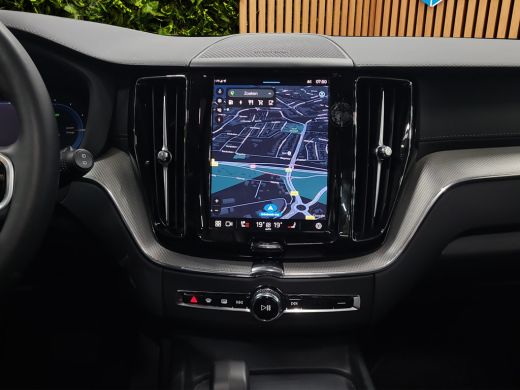 Volvo  XC60 2.0 T6 Plug-in hybrid AWD Ultra Dark 360 cam Trekhaak Head-up harman&kardon ActivLease financial lease