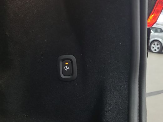 Volvo  XC60 2.0 T6 Plug-in hybrid AWD Ultra Dark 360 cam Trekhaak Head-up harman&kardon ActivLease financial lease