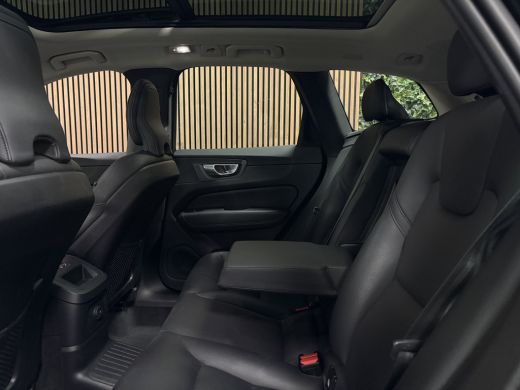 Volvo  XC60 T6 AWD Recharge Ultra Bright Head-Up Display | Harman Kardon | Adaptieve Cruise Control | Standka... ActivLease financial lease