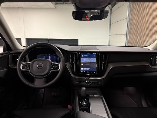 Volvo  XC60 T6 AWD Recharge Ultra Dark | Trekhaak | All Season banden | 360° Camera | Head-Up Display | Harma... ActivLease financial lease