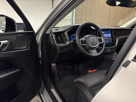Volvo  XC60 T6 AWD Recharge Ultra Dark | Trekhaak | All Season banden | 360° Camera | Head-Up Display | Harma... ActivLease financial lease