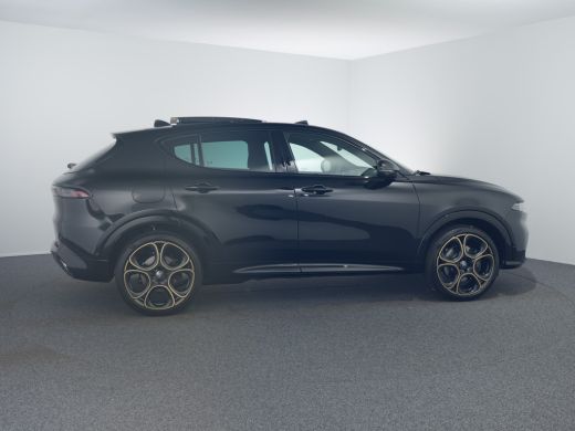 Alfa Romeo Tonale Intensa Plug-In Hybrid AWD Automaat | Achteruitrijcamera | Camerasysteem Vision 360 Graden | Matr... ActivLease financial lease