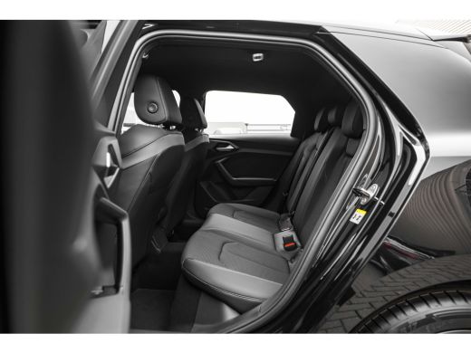 Audi A1 Sportback Sportback S edition | Airconditioning 2-zone | Audi smartphone interface | Audi virtual cockpit ActivLease financial lease