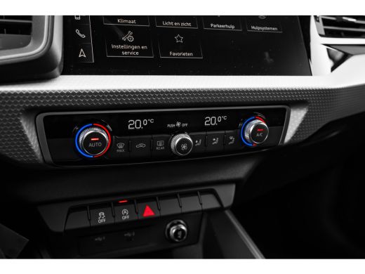 Audi A1 Sportback Sportback S edition | Airconditioning 2-zone | Audi smartphone interface | Audi virtual cockpit ActivLease financial lease