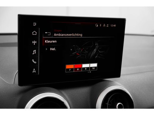 Audi Q2 S edition | Audi smartphone interface | Audi virtual cockpit | Cruise control (incl. speedlimiter) ActivLease financial lease