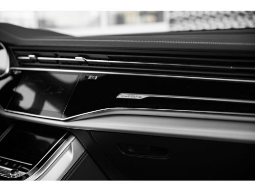 Audi Q7 Pro Line S | Achterbank plus | LED-koplampen | Optiekpakket zwart plus ActivLease financial lease