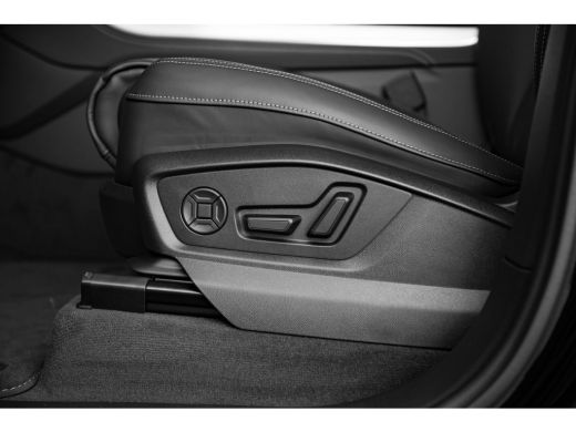 Audi Q7 Pro Line S | Achterbank plus | LED-koplampen | Optiekpakket zwart plus ActivLease financial lease