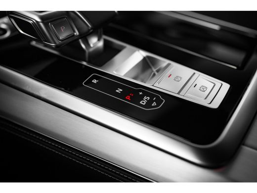 Audi Q7 Pro Line S | Achterbank plus | LED-koplampen | Optiekpakket zwart plus ActivLease financial lease