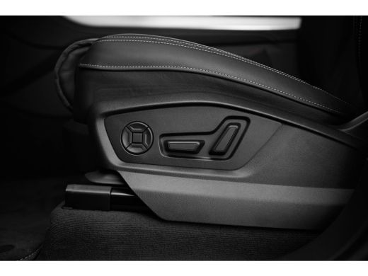 Audi Q8 Pro Line S | Adaptive air suspension sport | Adaptive cruise control | Bang & Olufsen Premium 3D ActivLease financial lease