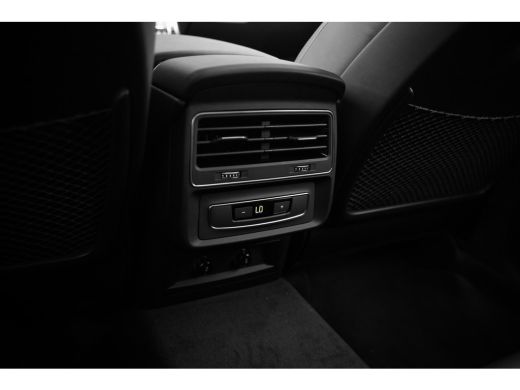 Audi Q8 Pro Line S | Adaptive air suspension sport | Adaptive cruise control | Bang & Olufsen Premium 3D ActivLease financial lease