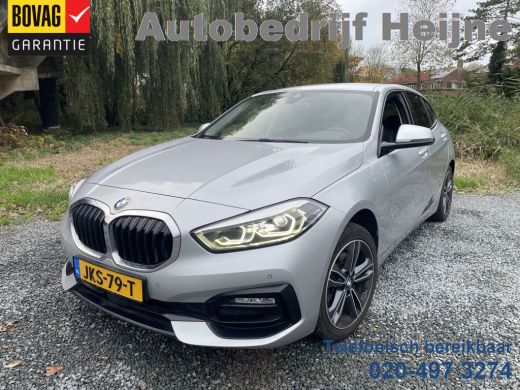 BMW 1 Serie 118IA 140PK AUT. BUSINESS SPORT-LINE NAVI/LED/CAMERA/CARPLAY