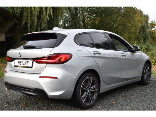 BMW 1 Serie 118IA 140PK AUT. BUSINESS SPORT-LINE NAVI/LED/CAMERA/CARPLAY ActivLease financial lease