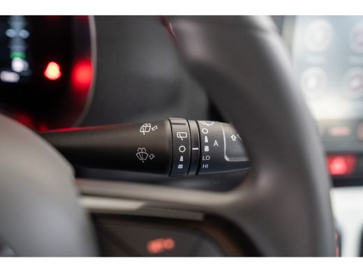 Fiat Panda 1.0 Hybrid Pandina | Apple Carplay & Android Auto | Parkeersensoren | Airco | ActivLease financial lease