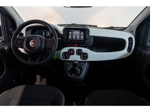 Fiat Panda 1.0 Hybrid Pandina | Apple Carplay & Android Auto | Parkeersensoren | Airco | ActivLease financial lease