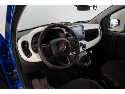Fiat Panda 1.0 Hybrid Pandina | Apple Carplay & Android Auto | Parkeersensoren | Airco | ActivLease financial lease