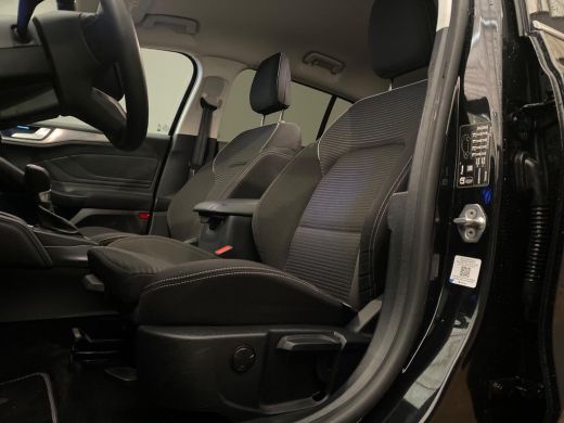 Ford Focus 1.0 EcoBoost Hybrid Titanium X | Trekhaak | Winter Pack | Lichtmetalen velgen | Adaptieve Cruise ... ActivLease financial lease