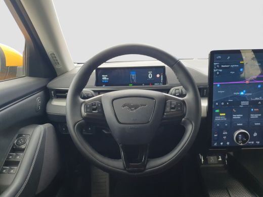 Ford Mustang Mach-E Mach-E Extended RWD 98 kWh | Camera | Adap. Cruise | Carplay | Stoelverwarming ActivLease financial lease