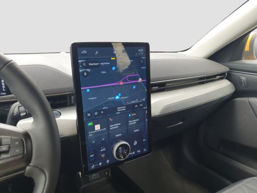 Ford Mustang Mach-E Mach-E Extended RWD 98 kWh | Camera | Adap. Cruise | Carplay | Stoelverwarming ActivLease financial lease