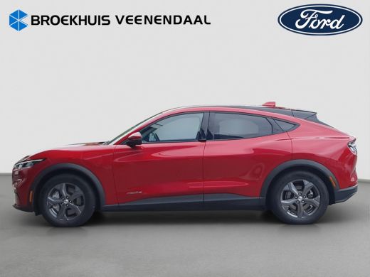 Ford Mustang Mach-E Mach-E RWD 75 kWh | Camera | Carplay | Adap. Cruise | Stoelverwarming | Navigatie ActivLease financial lease