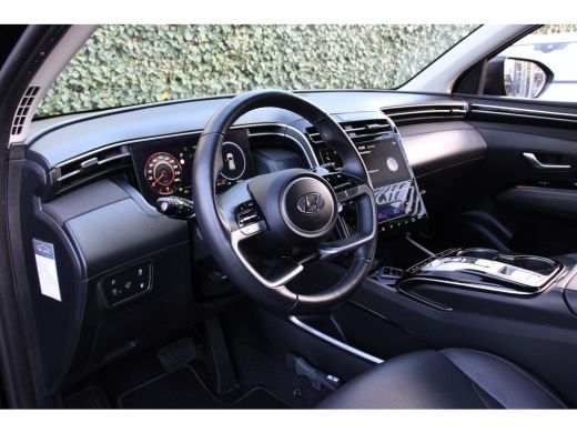 Hyundai Tucson 1.6 T-GDI PHEV Premium 4WD | NL-AUTO! | 1 EIGENAAR! | LEDER | ADAPTIVE CRUISE | 19" LMV | MEMORY ... ActivLease financial lease