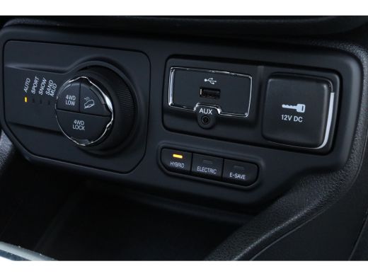 Jeep Renegade 4xe 240 Plug-in Hybrid Electric Upland | Adaptieve Cruise | Camera | Keyless | Navi | Carplay | D... ActivLease financial lease