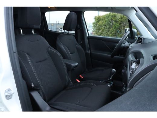 Jeep Renegade Central Park Plug-In-Hybrid 4xe | Adapt. Cruise | Schuif/kantel dak | Camera | Keyless | Carplay ... ActivLease financial lease