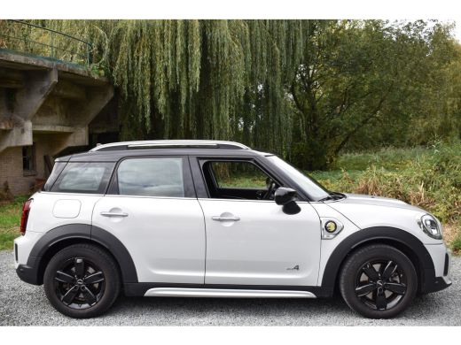 Mini Countryman 220PK HYBRID COOPER S E ALL4 SPORT CAMERA/NAVI/LEDER/CARPLAY ActivLease financial lease
