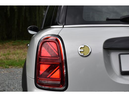 Mini Countryman 220PK HYBRID COOPER S E ALL4 SPORT CAMERA/NAVI/LEDER/CARPLAY ActivLease financial lease