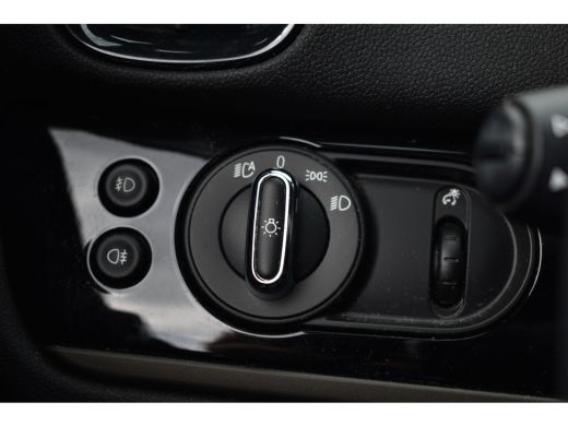 Mini Countryman 220PK HYBRID COOPER S E ALL4 SPORT CAMERA/NAVI/LEDER/CARPLAY ActivLease financial lease