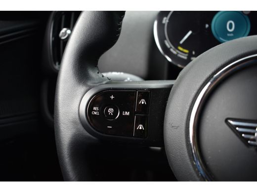 Mini Countryman 220PK HYBRID COOPER S E ALL4 SPORT CAMERA/NAVI/LEDER/CARPLAY ActivLease financial lease