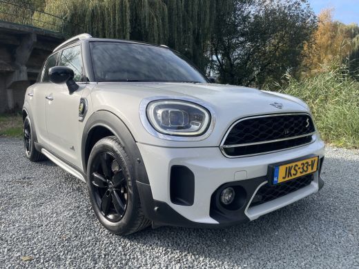 Mini Countryman 220PK HYBRID COOPER S E ALL4 SPORT CAMERA/NAVI/LEDER/CARPLAY ActivLease financial lease