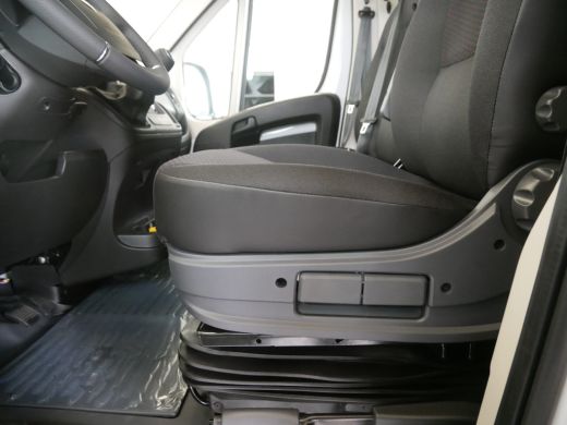 Opel Movano L2H2 3,5t 140pk | Achteruitrijcamera | Cruise Control | Navigatiesysteem ActivLease financial lease