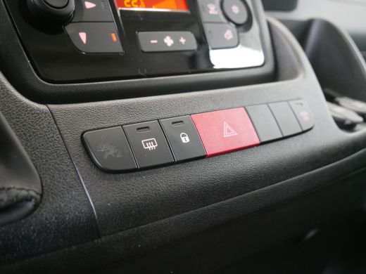 Opel Movano L2H2 3,5t 140pk | Achteruitrijcamera | Cruise Control | Navigatiesysteem ActivLease financial lease