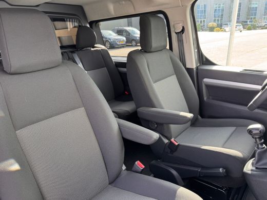 Opel Vivaro 2.0 BlueHDi 145 S&S L3 DC | Parkeersensoren achter | Achteruitrijcamera | Trekhaak | Armsteun voo... ActivLease financial lease