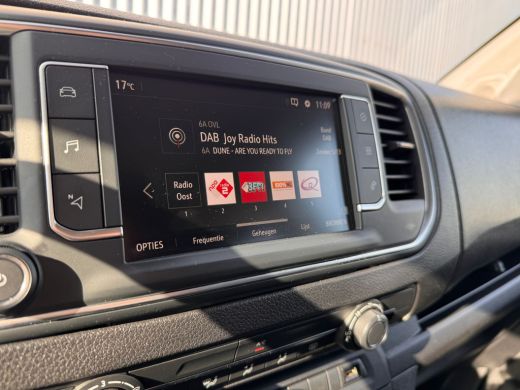 Opel Vivaro 2.0 BlueHDi 145 S&S L3 DC | Parkeersensoren achter | Achteruitrijcamera | Trekhaak | Armsteun voo... ActivLease financial lease