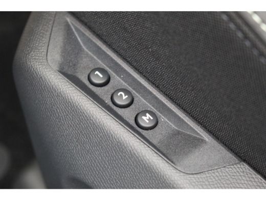 Peugeot 5008 1.2 Hybrid 145 GT | Pano | Elekt. Achterklep | Memory Stoel | Drive Assist | LED Matrix | Stoel +... ActivLease financial lease