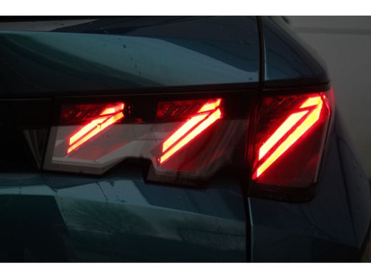 Peugeot 5008 1.2 Hybrid 145 GT | Pano | Elekt. Achterklep | Memory Stoel | Drive Assist | LED Matrix | Stoel +... ActivLease financial lease