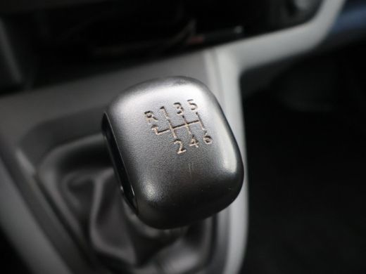 Peugeot Expert 231S 2.0 BlueHDI 120 PK PREMIUM + APPLE CARPLAY | TREKHAAK 2500 KG | NAVIGATIE | CRUISE CONTROL ActivLease financial lease