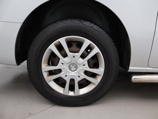 Peugeot Expert 231S 2.0 BlueHDI 120 PK PREMIUM + APPLE CARPLAY | TREKHAAK 2500 KG | NAVIGATIE | CRUISE CONTROL ActivLease financial lease