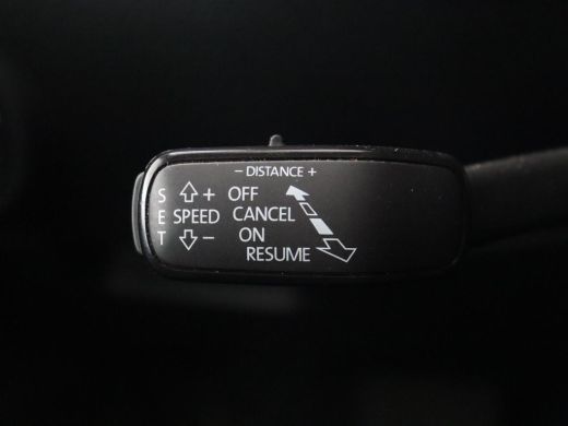 Skoda Superb 1.4 TSI iV Sportline | Panoramadak | Trekhaak | Stoelverwarming | Adaptive cruise | Camera | Alca... ActivLease financial lease