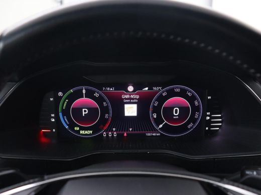 Skoda Superb 1.4 TSI iV Sportline | Panoramadak | Trekhaak | Stoelverwarming | Adaptive cruise | Camera | Alca... ActivLease financial lease