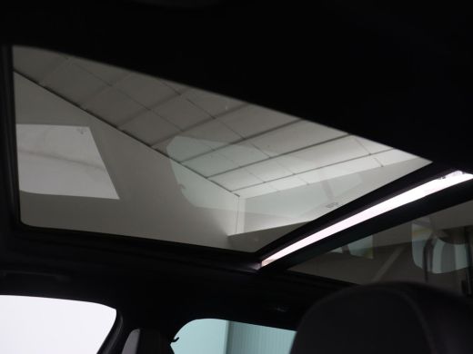 Skoda Superb 1.4 TSI iV Sportline | Panoramadak | Trekhaak | Stoelverwarming | Adaptive cruise | Camera | Alca... ActivLease financial lease