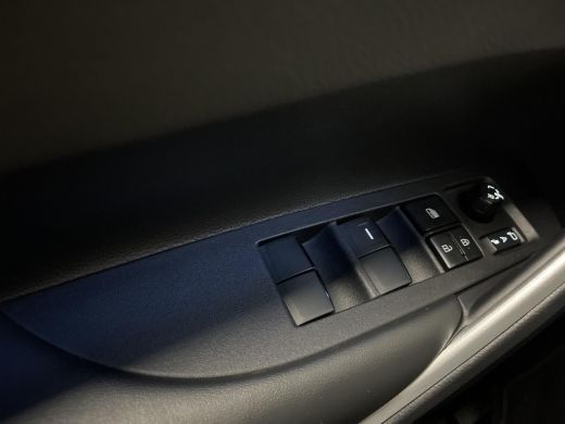 Toyota Corolla Cross Hybrid 140 Style ActivLease financial lease