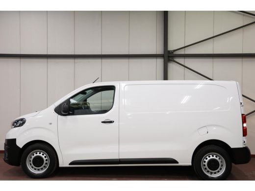 Toyota ProAce 2.0 D-4D Live L2H1 LANG ActivLease financial lease
